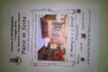 Paese in Festa